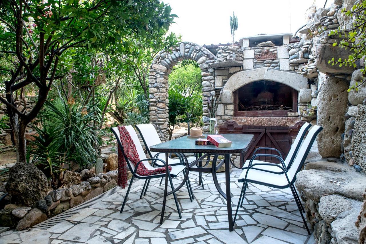 Bella Vita Style Rooms & Apartments Pitsidia Exterior foto